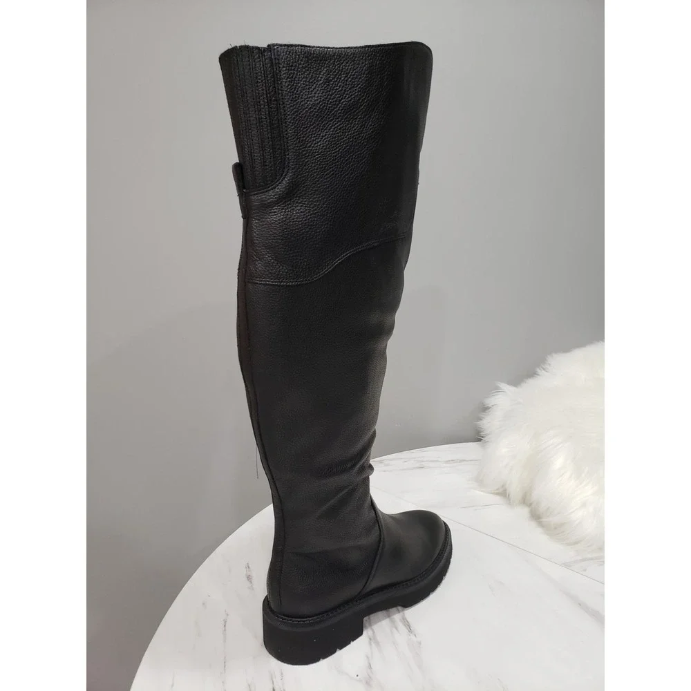 Naturalizer shoes are